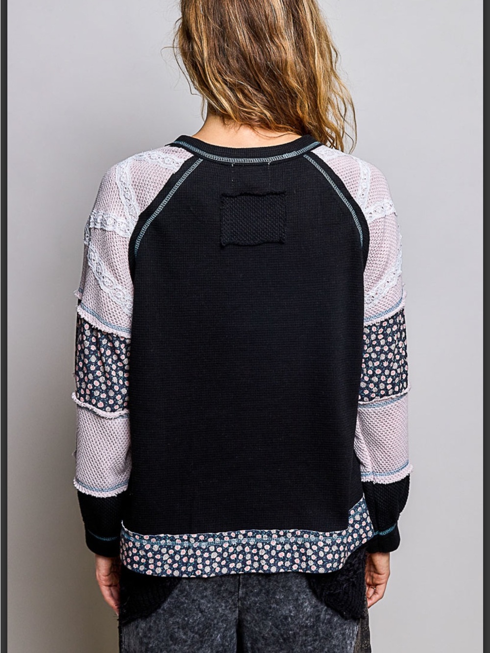 POL Thermal Waffle Knit Black & Pink Floral Patchwork Pullover Top - Picture 5 of 7